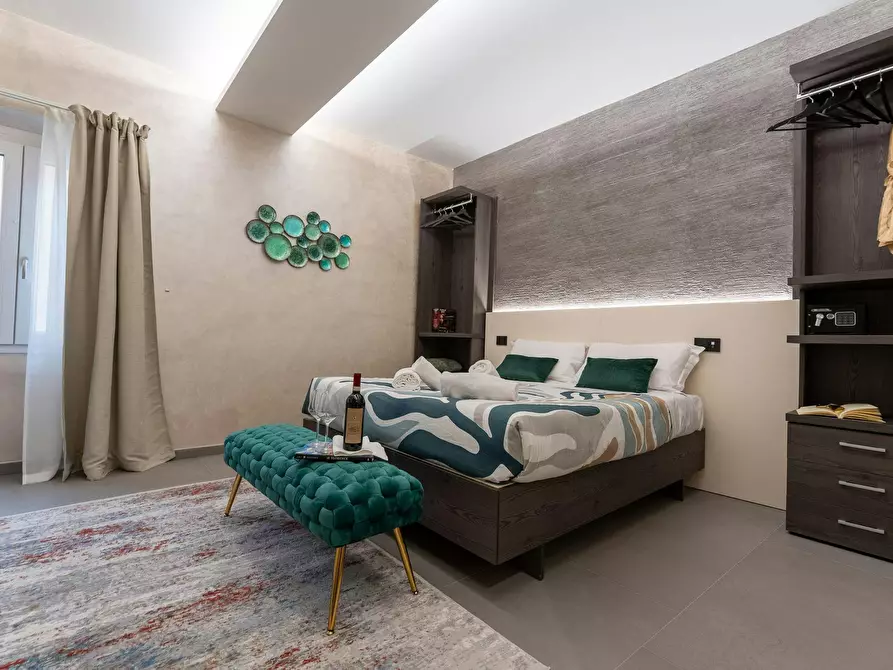 Immagine 4 di Camera in affitto  in Via Faenza a Firenze