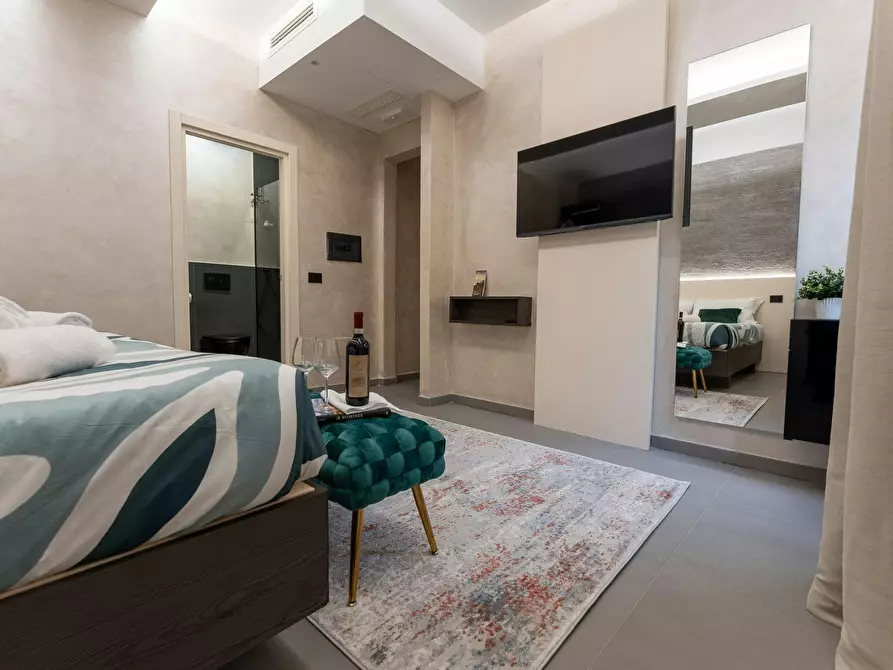 Immagine 7 di Camera in affitto  in Via Faenza a Firenze