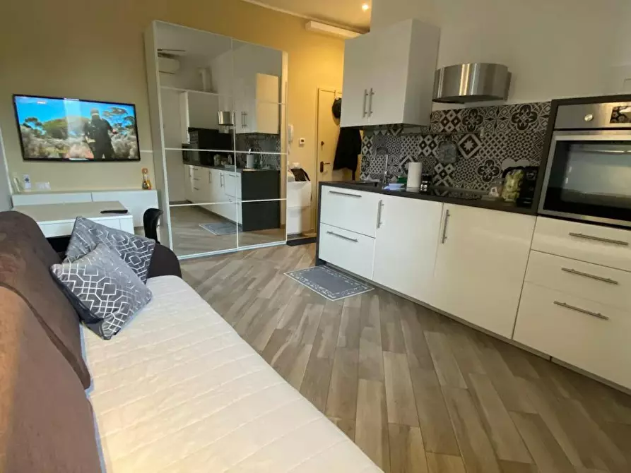 Immagine 5 di Casa indipendente in affitto  in Via Varesina a Milano