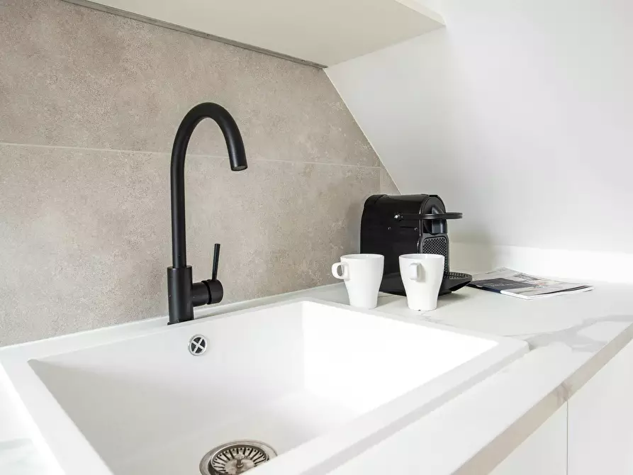 Immagine 9 di Appartamento in affitto  in Avenue Victor Hugo a Paris 16