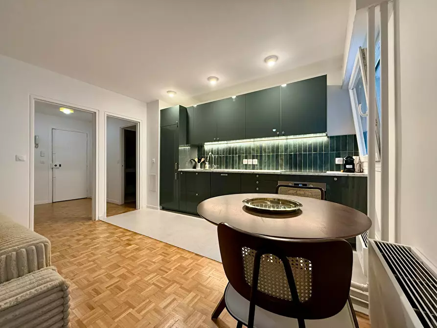 Immagine 5 di Appartamento in affitto  in Rue Melingue a Paris