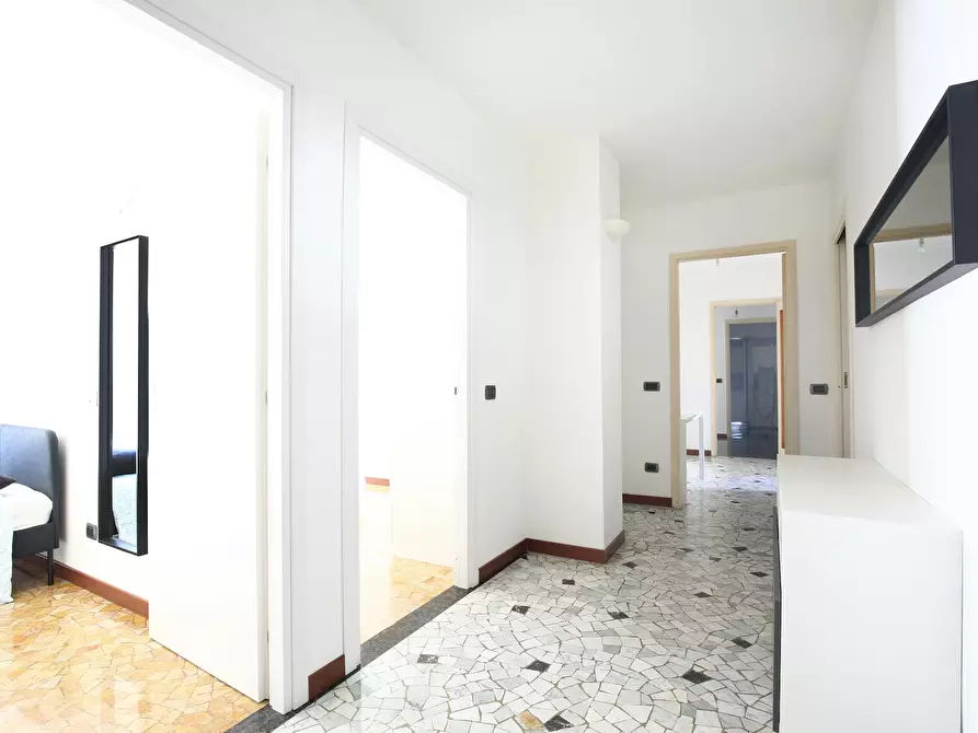 Immagine 7 di Camera in affitto  in Viale Vittorio Veneto a Milano