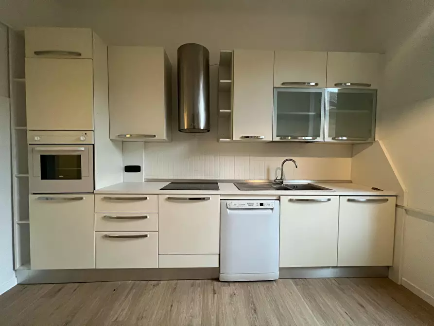 Immagine 7 di Camera in affitto  in Viale Certosa a Milano