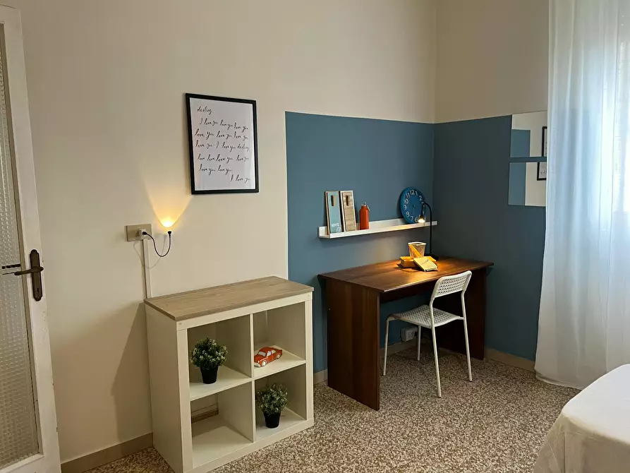 Immagine 1 di Camera condivisa in affitto  in Via Tommaso Bianchi a Pavia