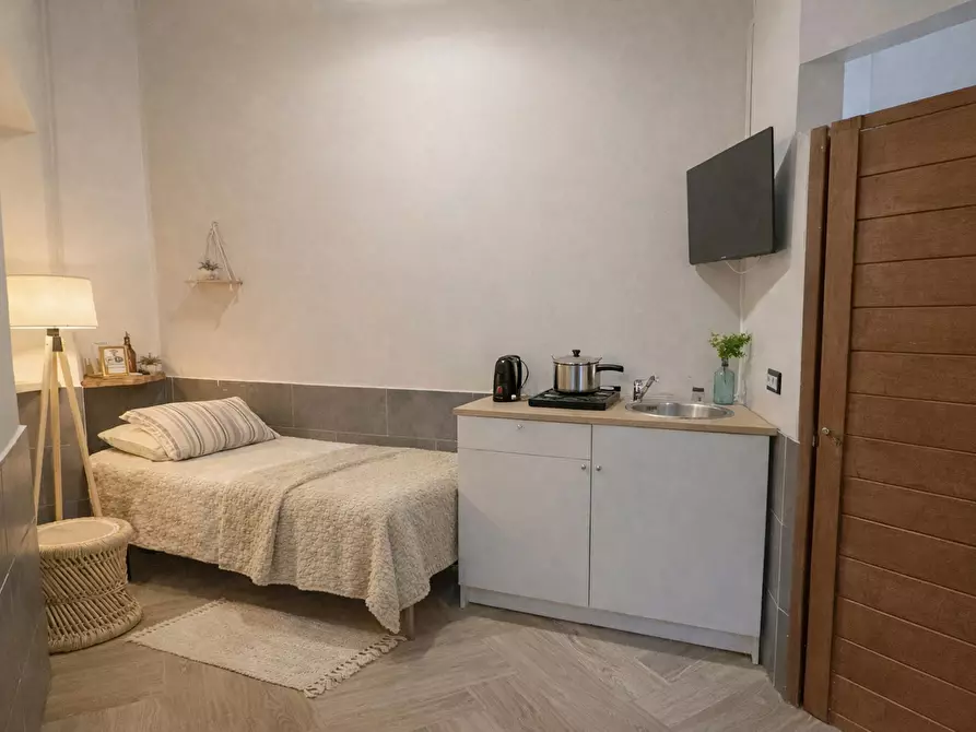 Immagine 2 di Appartamento in affitto  in Piazza Principe Umberto a Napoli