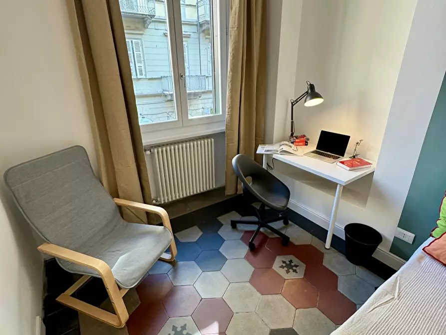 Immagine 5 di Camera in affitto  in Via Bernardino Galliari a Torino