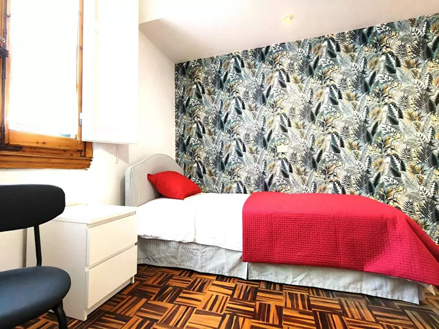 Immagine 4 di Camera in affitto  in Via Aurelio Saffi a Firenze