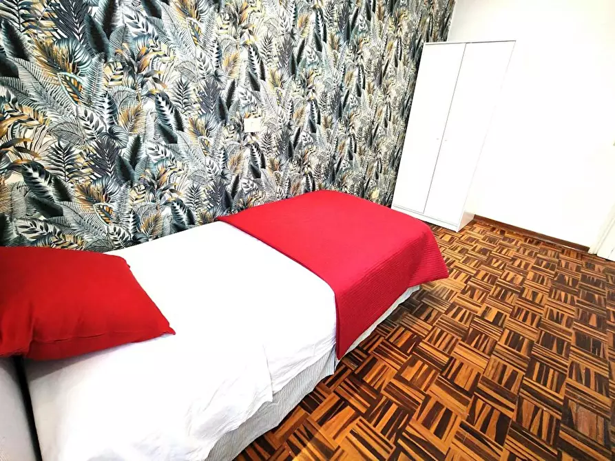 Immagine 5 di Camera in affitto  in Via Aurelio Saffi a Firenze