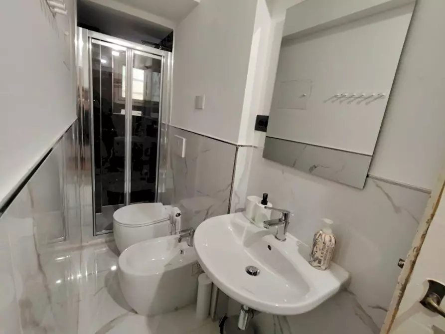 Immagine 5 di Camera in affitto  in Via Aurelio Saffi a Firenze