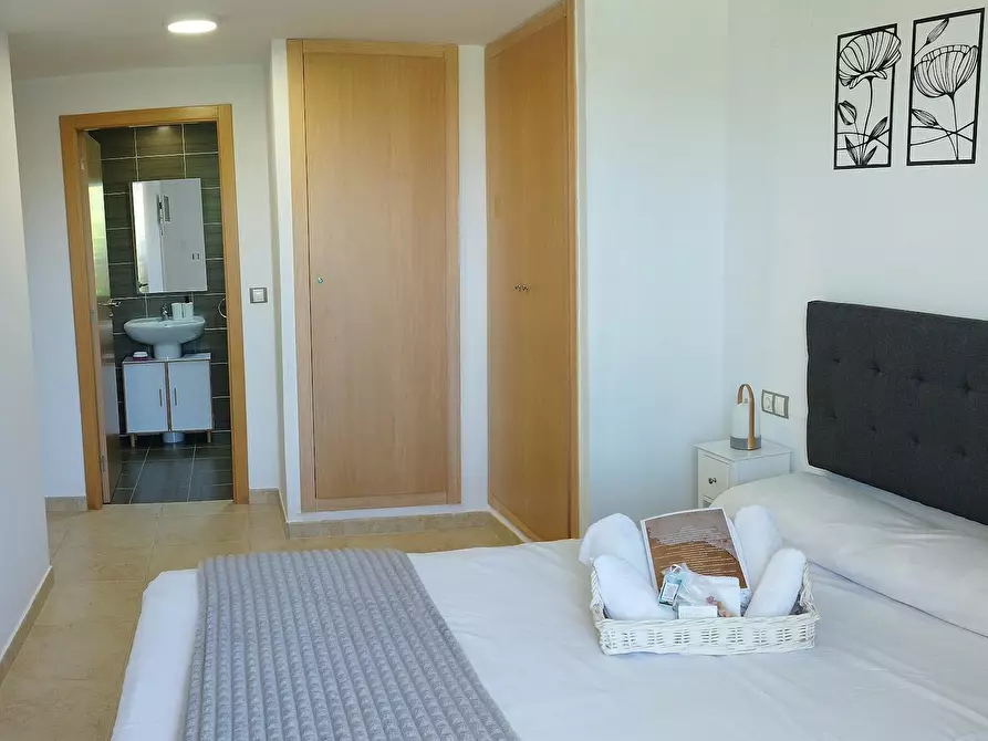 Immagine 8 di Appartamento in affitto  in Ronda Barbiguera a Sant Jordi/San Jorge