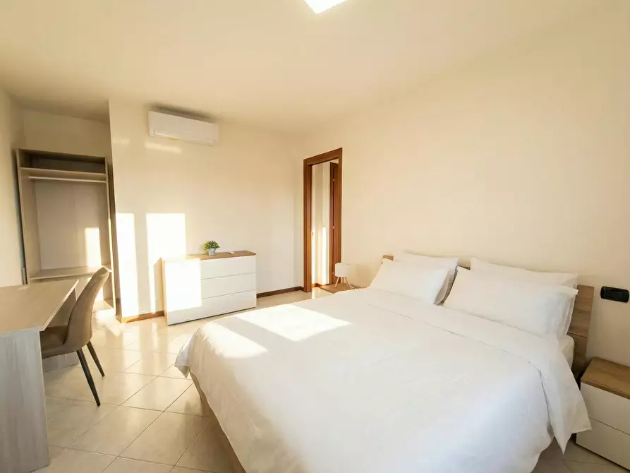 Immagine 6 di Appartamento in affitto  in Via Barona a Milano