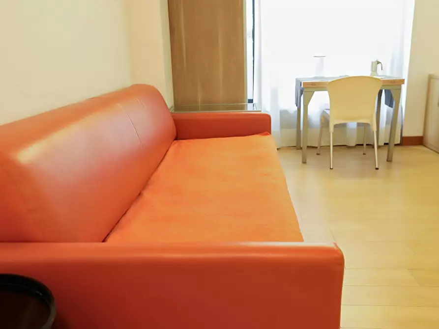 Immagine 4 di Appartamento in affitto  in Via Ippolito Nievo a Milano