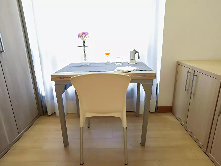 Immagine 10 di Appartamento in affitto  in Via Ippolito Nievo a Milano