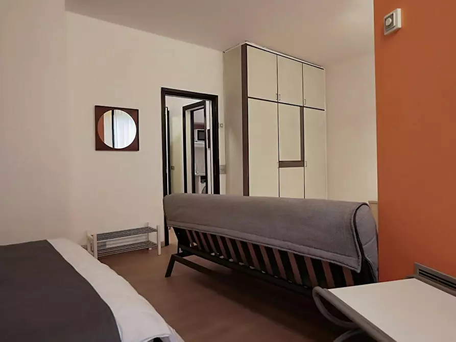 Immagine 7 di Appartamento in affitto  in Via Ippolito Nievo a Milano