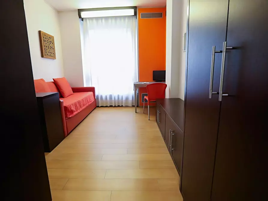 Immagine 3 di Appartamento in affitto  in Via Ippolito Nievo a Milano