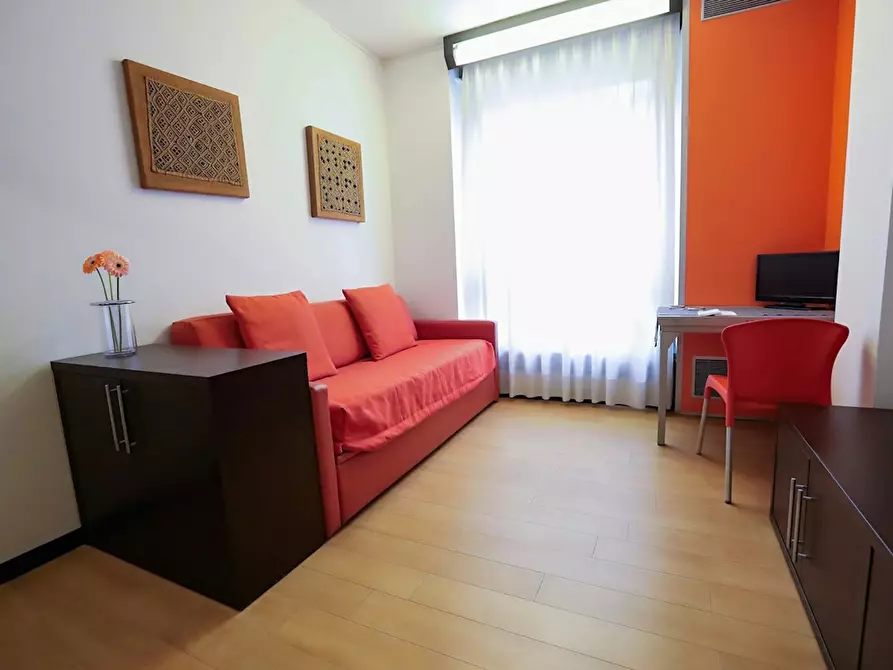 Immagine 2 di Appartamento in affitto  in Via Ippolito Nievo a Milano