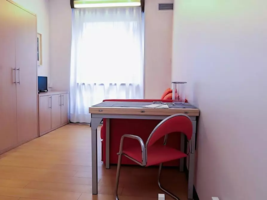 Immagine 8 di Appartamento in affitto  in Via Ippolito Nievo a Milano
