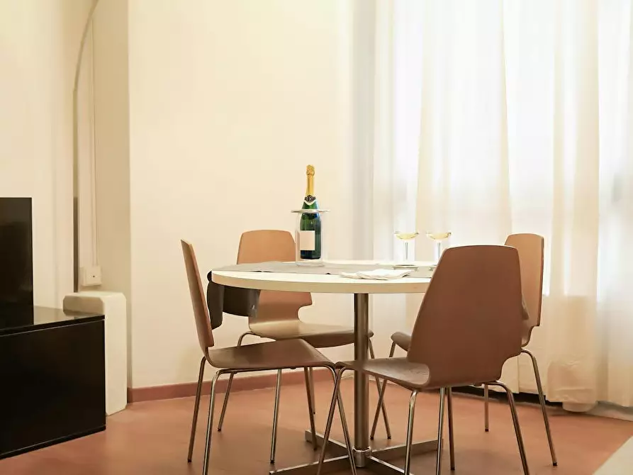 Immagine 7 di Appartamento in affitto  in Via Ippolito Nievo a Milano