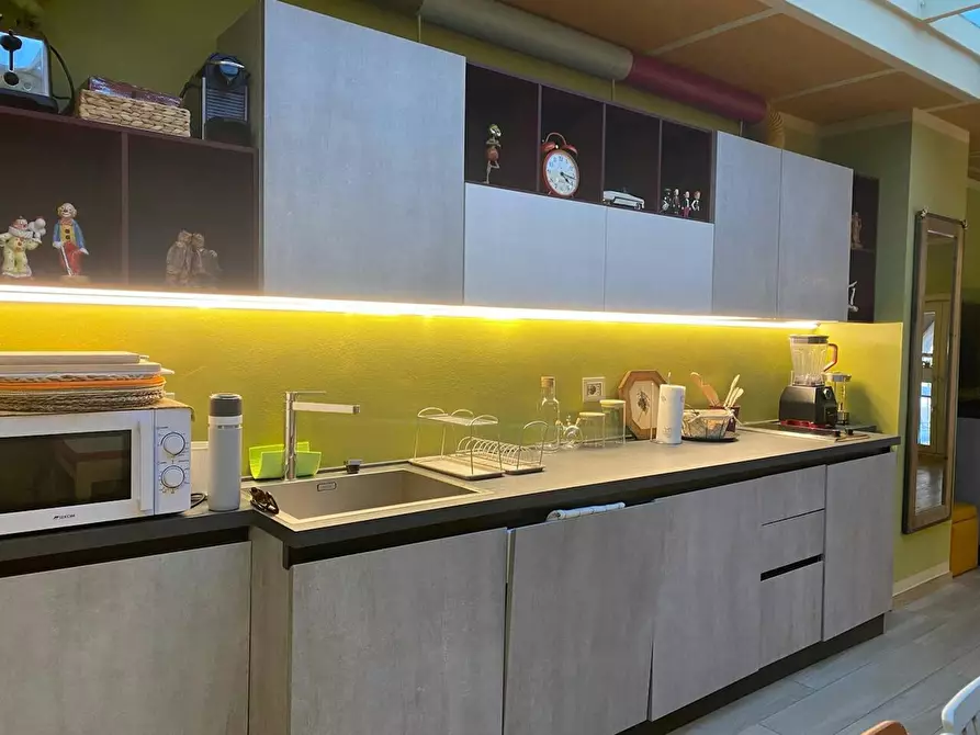 Immagine 8 di Appartamento in affitto  in Strada Maggiore a Bologna