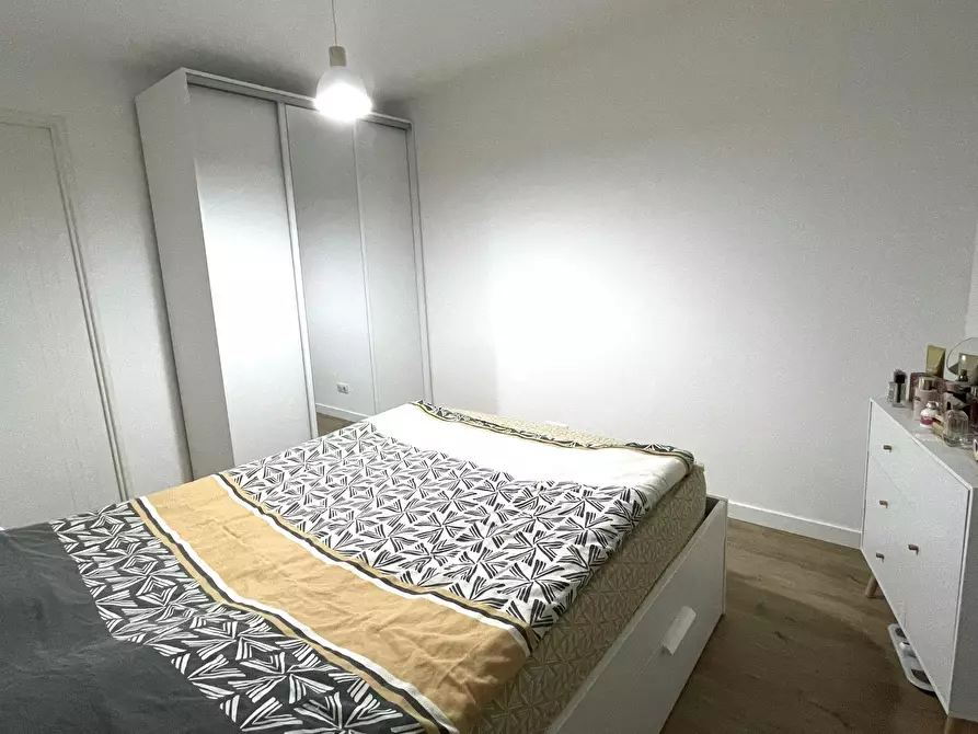 Immagine 4 di Appartamento in affitto  in Rue G de Gaulle Anthonioz a Rueil-Malmaison