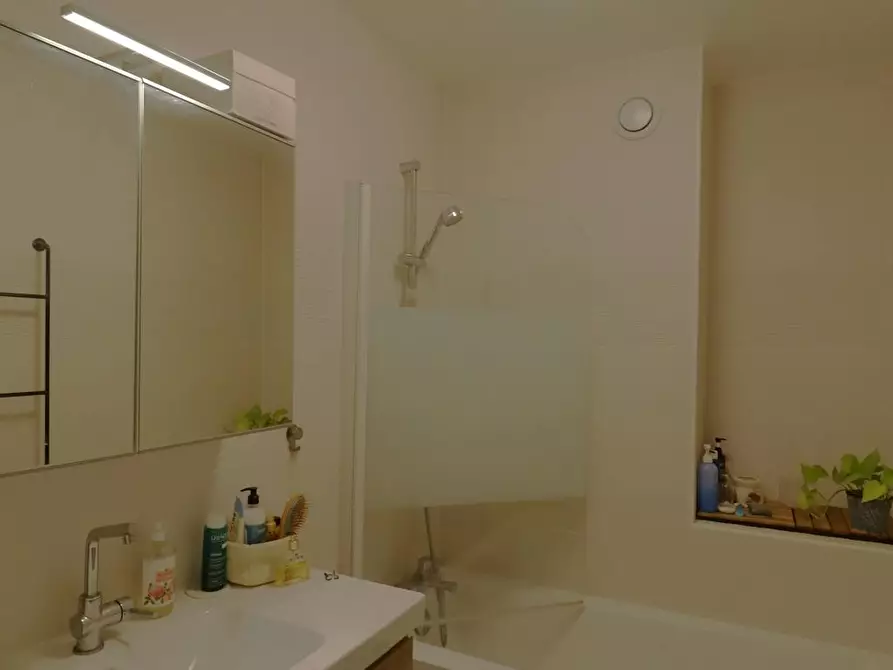 Immagine 4 di Appartamento in affitto  in Rue Jules César a Paris