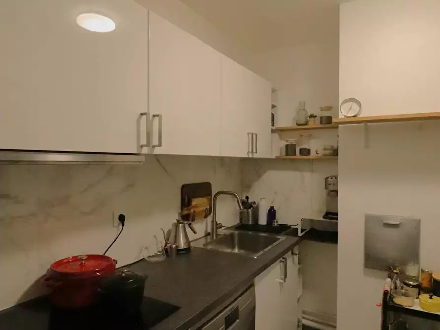 Immagine 3 di Appartamento in affitto  in Rue Jules César a Paris