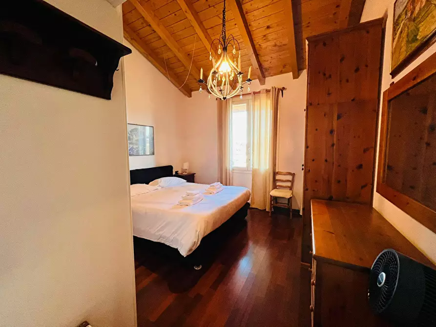 Immagine 10 di Appartamento in affitto  in Via Francesco Guicciardini a Varese