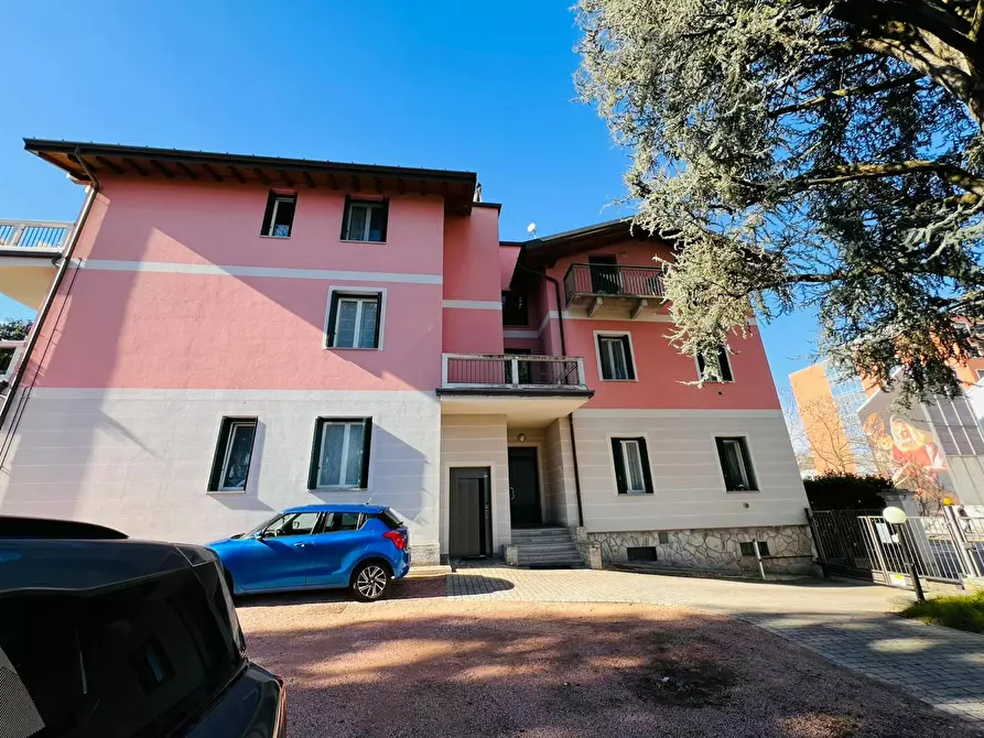 Immagine 6 di Appartamento in affitto  in Via Francesco Guicciardini a Varese