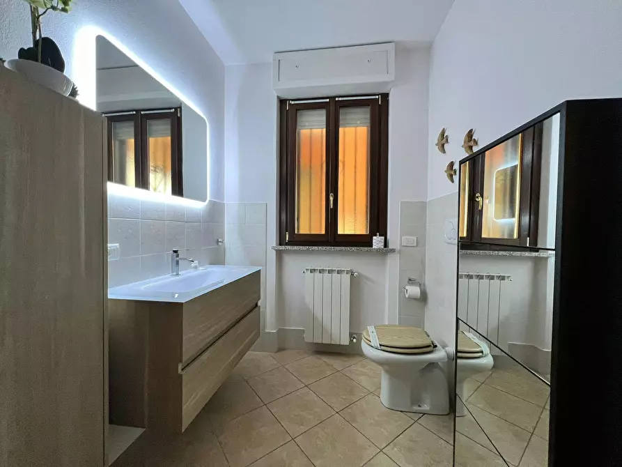 Immagine 8 di Appartamento in affitto  in Via Generale Chinotto a Arona