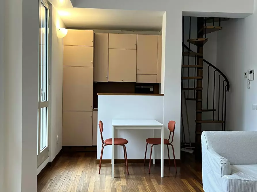 Immagine 2 di Appartamento in affitto  in Via Trebazio a Milano