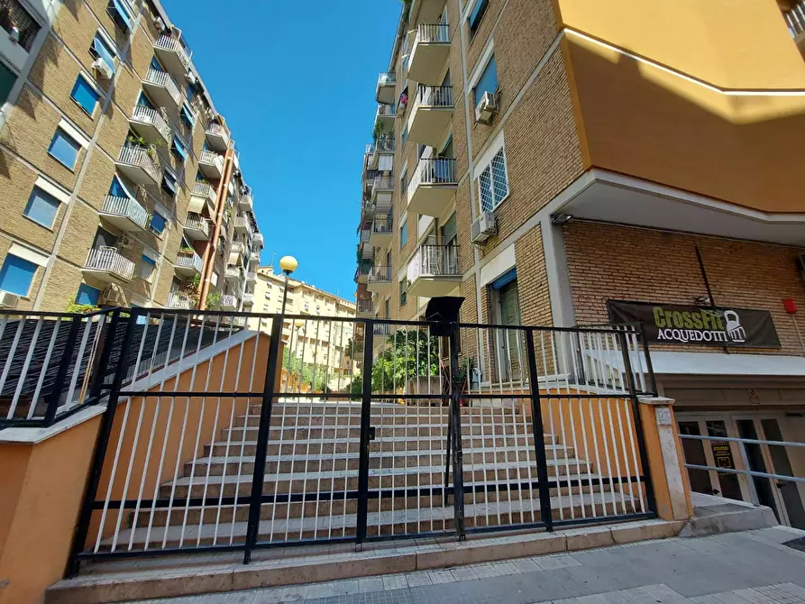 Immagine 8 di Camera in affitto  in Via Emilio Lepido a Roma