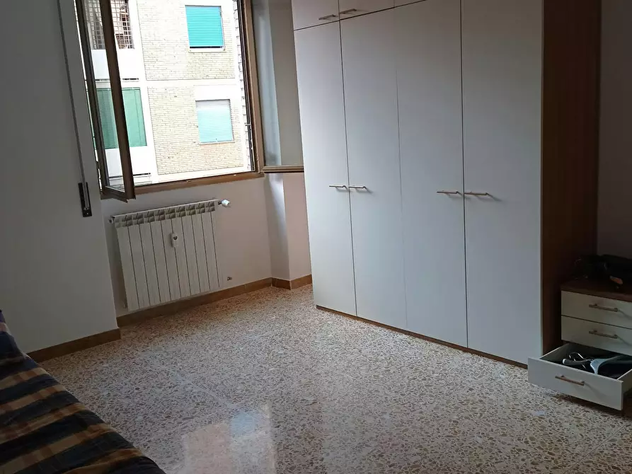 Immagine 3 di Camera in affitto  in Via Emilio Lepido a Roma