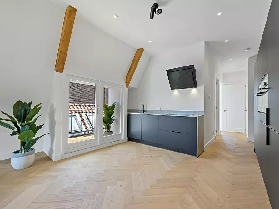 Immagine 1 di Appartamento in affitto  in Piet Heinplein a 's-Gravenhage