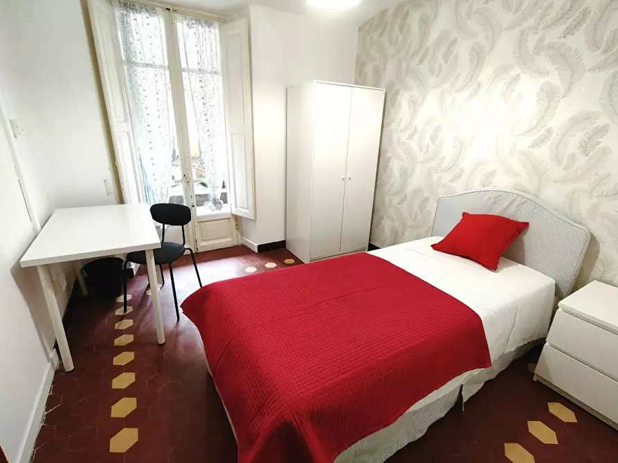 Immagine 1 di Camera in affitto  in Via Aurelio Saffi a Firenze