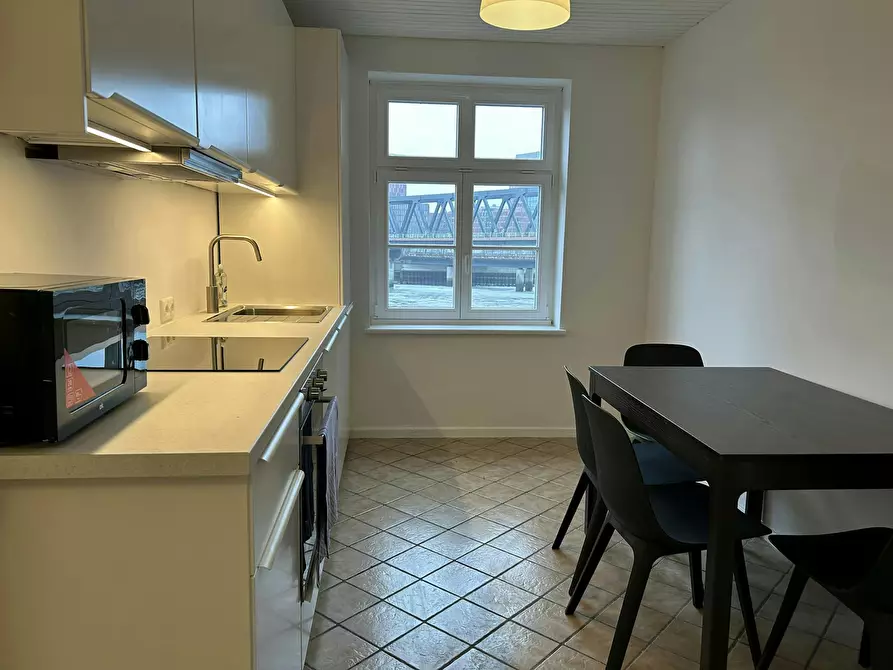 Immagine 3 di Appartamento in affitto  in Brandshofer Deich a Hamburg Rothenburgsort