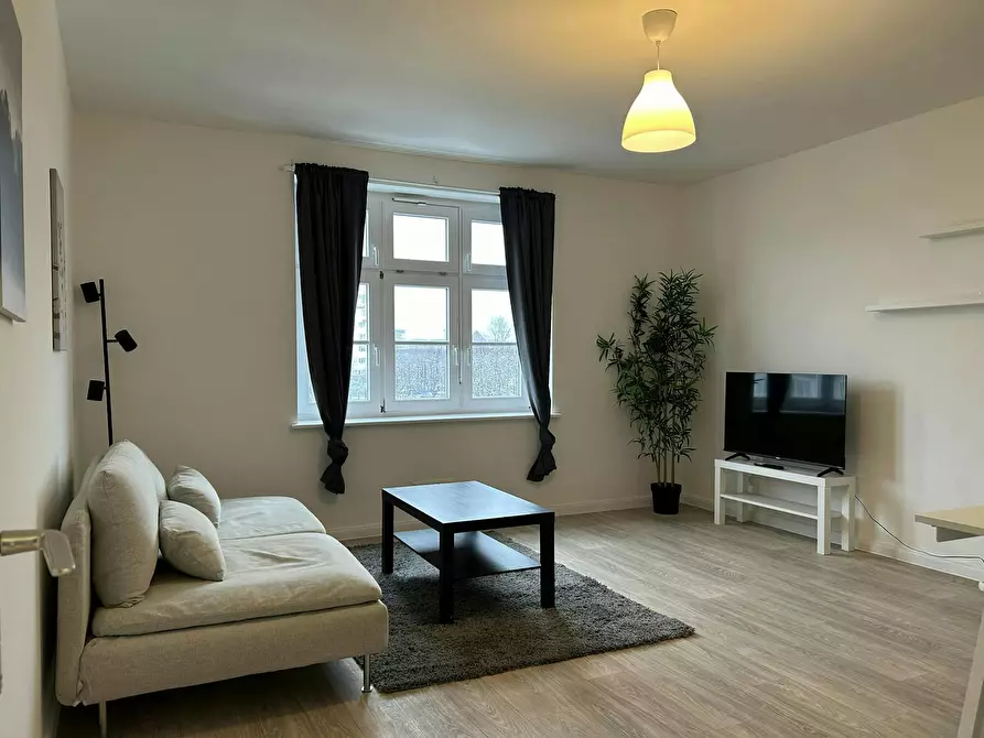 Immagine 1 di Appartamento in affitto  in Brandshofer Deich a Hamburg Rothenburgsort