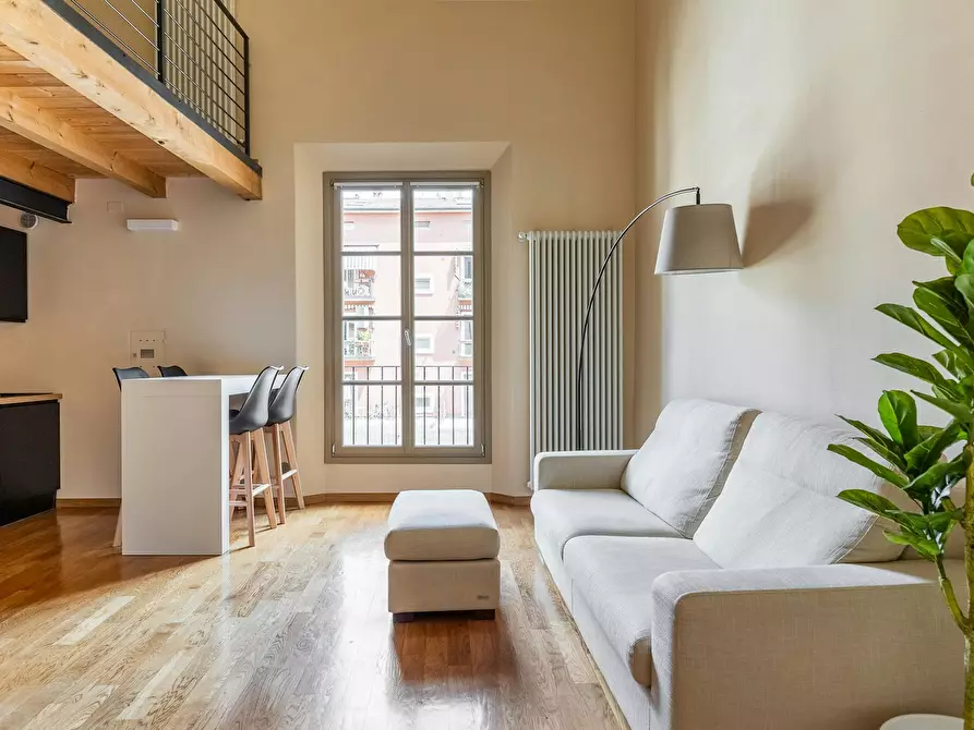 Immagine 1 di Appartamento in affitto  in Via Galliera a Bologna