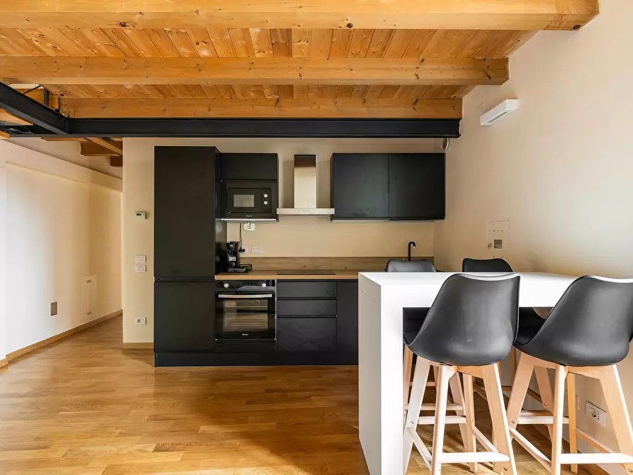 Immagine 2 di Appartamento in affitto  in Via Galliera a Bologna
