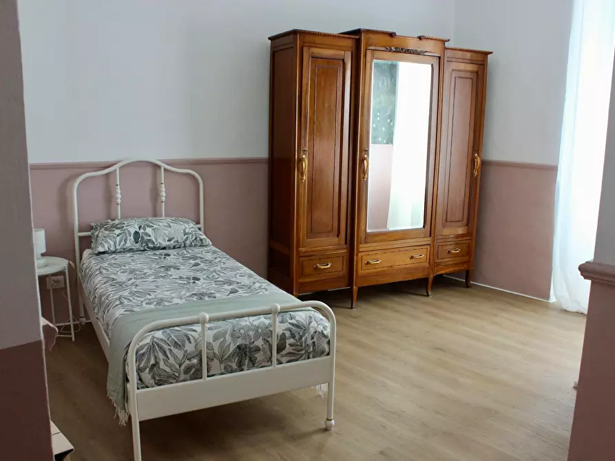 Immagine 3 di Camera in affitto  in Via Monte Rosa a Torino