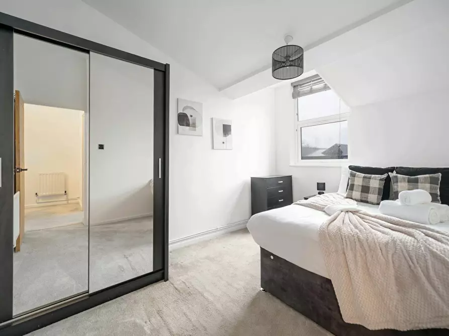 Immagine 8 di Casa indipendente in affitto  in Somerleyton Road a Lambeth