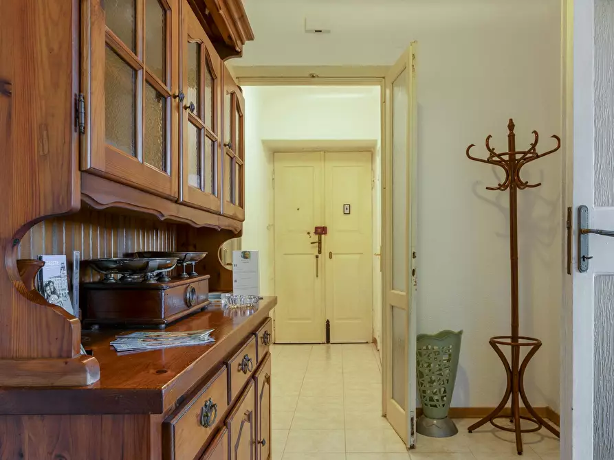 Immagine 5 di Appartamento in affitto  in Via Bartolomeo Biasoletto a Trieste