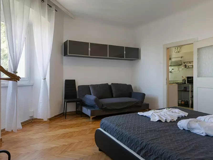 Immagine 10 di Appartamento in affitto  in Via Bartolomeo Biasoletto a Trieste