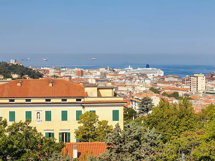 Immagine 2 di Appartamento in affitto  in Via Bartolomeo Biasoletto a Trieste