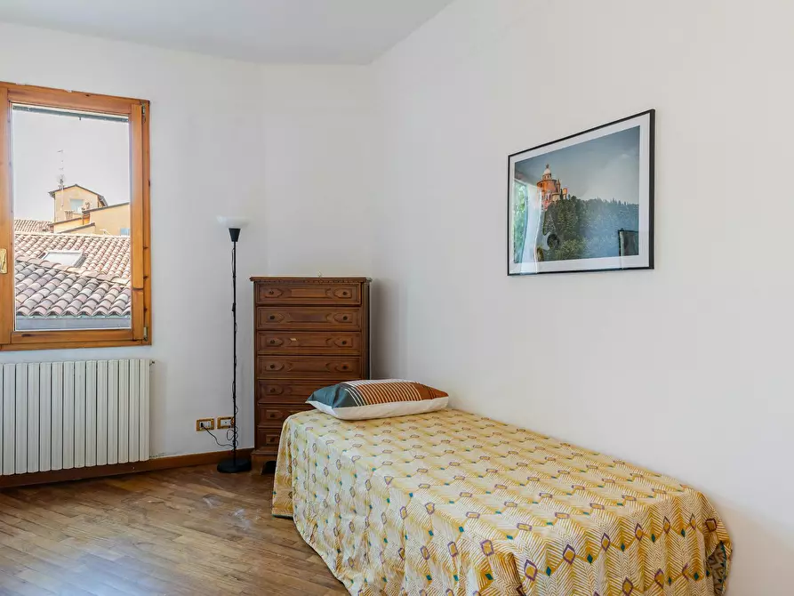 Immagine 1 di Appartamento in affitto  in Via Farini a Bologna