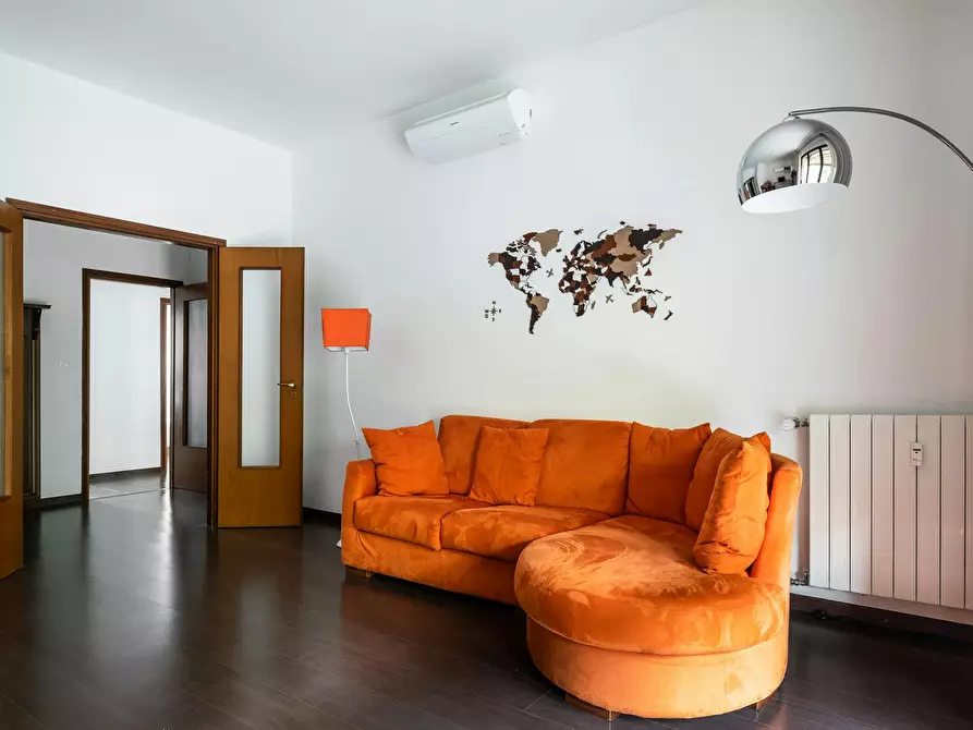 Immagine 5 di Appartamento in affitto  in Viale Pietro Pietramellara a Bologna