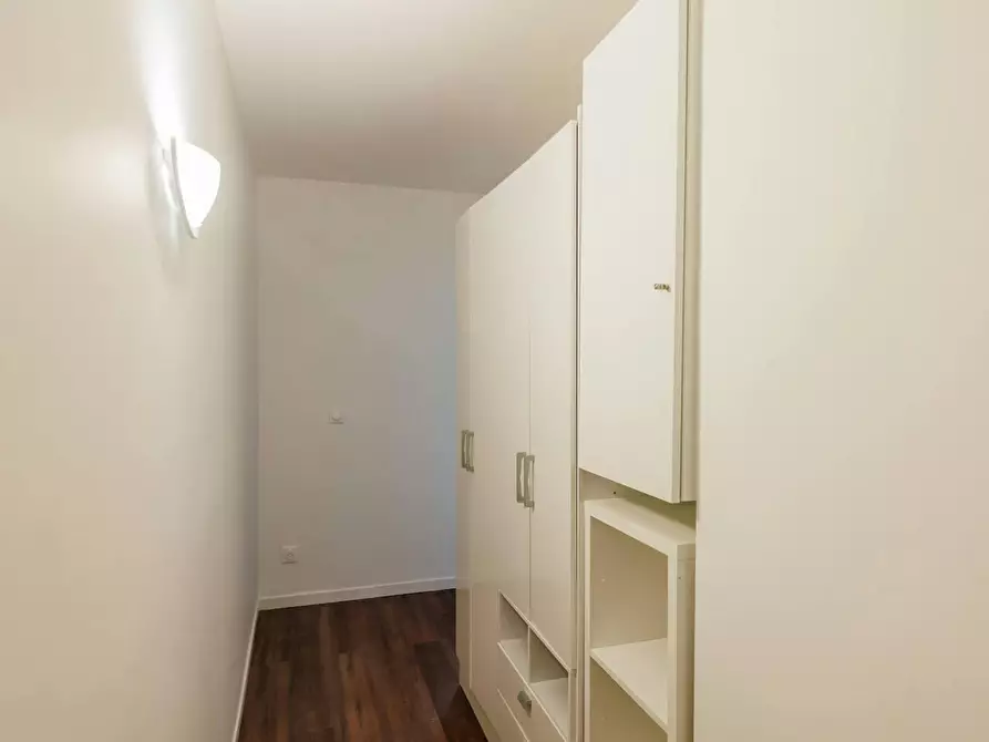 Immagine 6 di Appartamento in affitto  in Rue des Montiboeufs a Paris 20