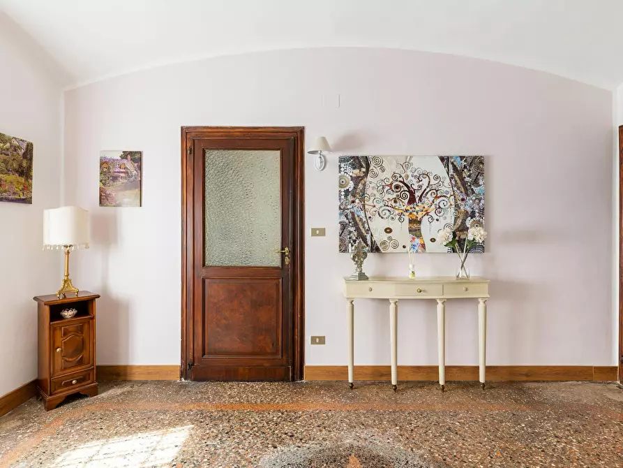 Immagine 2 di Appartamento in affitto  in Via San Mamolo a Bologna