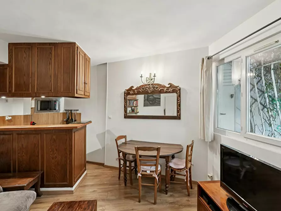 Immagine 2 di Appartamento in affitto  in Rue Bargue a Paris