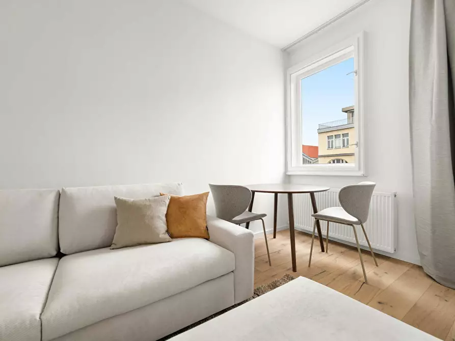 Immagine 3 di Appartamento in affitto  in Nestorstraße a Berlin