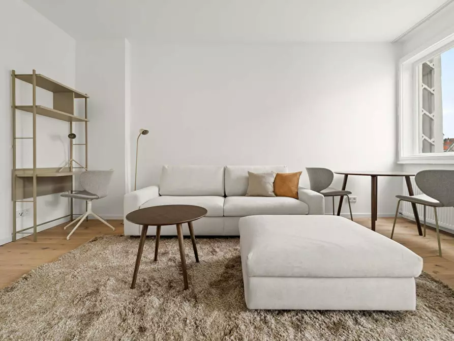Immagine 5 di Appartamento in affitto  in Nestorstraße a Berlin
